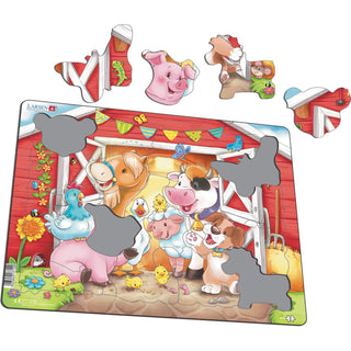 Søte dyr på låven